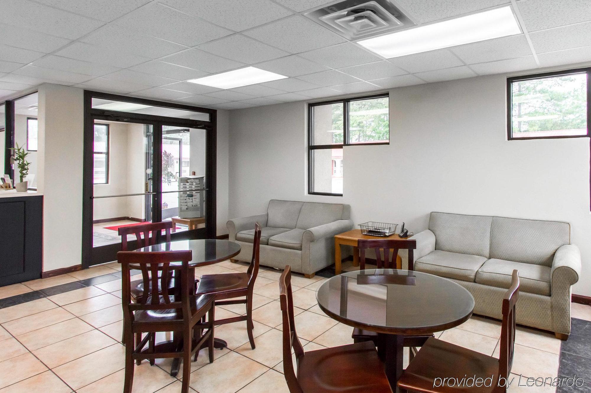 Americas Best Value Inn Опелика Экстерьер фото