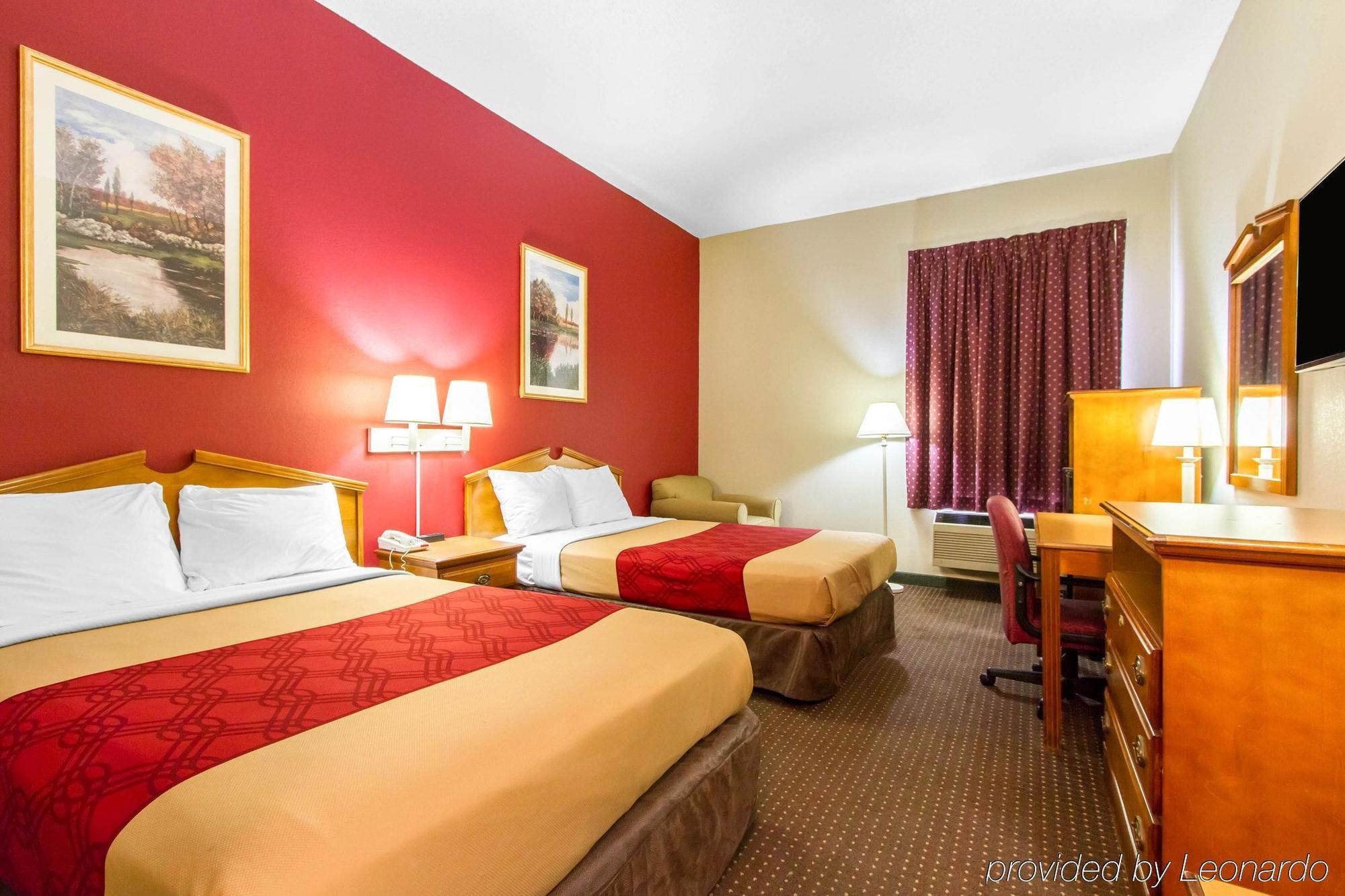 Americas Best Value Inn Опелика Экстерьер фото