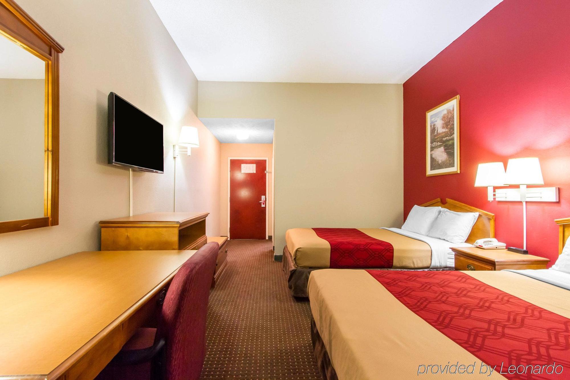 Americas Best Value Inn Опелика Экстерьер фото