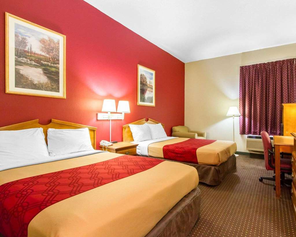 Americas Best Value Inn Опелика Номер фото