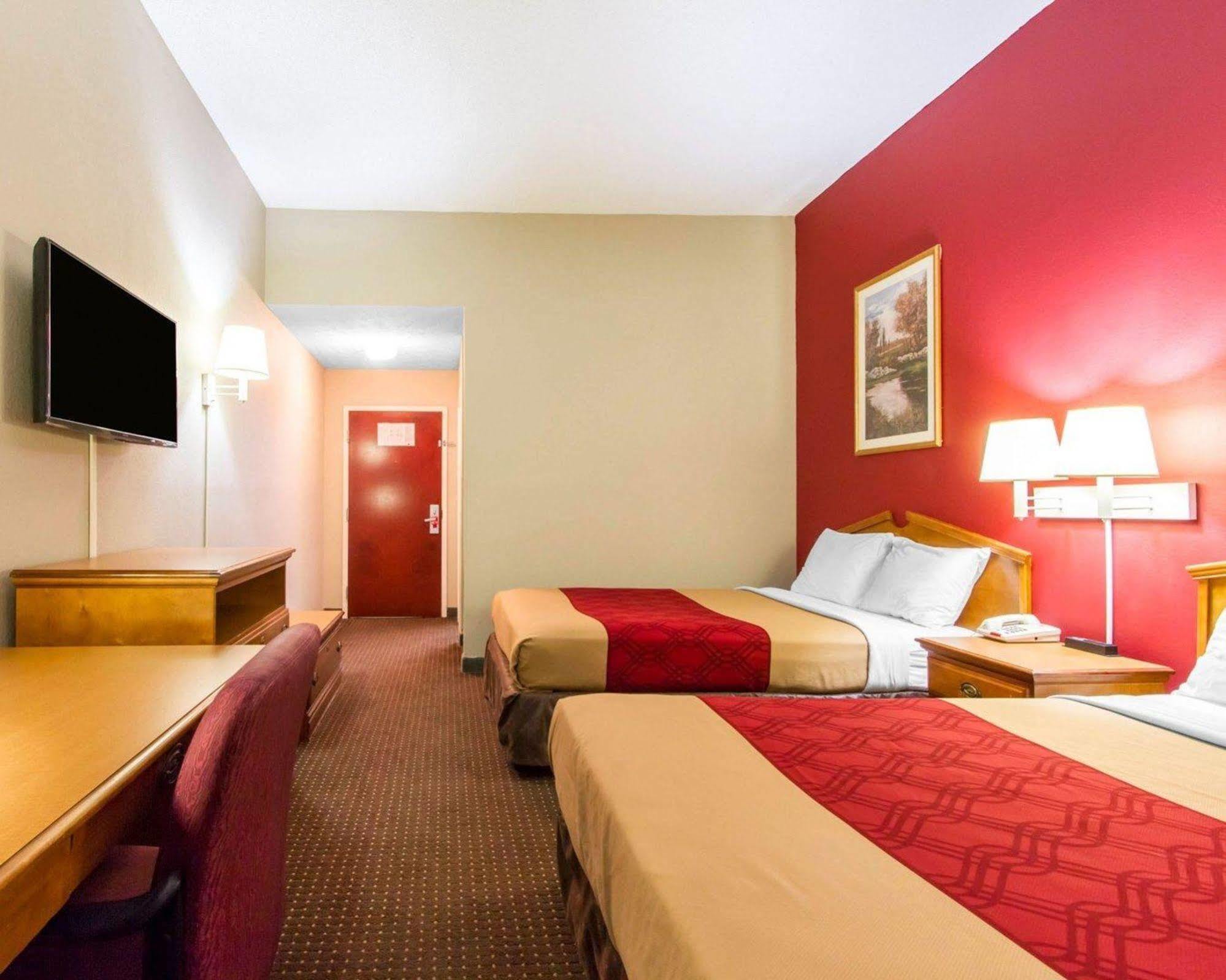 Americas Best Value Inn Опелика Экстерьер фото